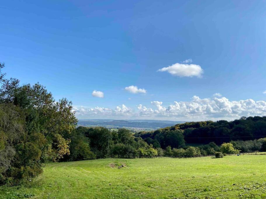 The Mill Stylish Rural Apartment With Beautiful Views Welsh Newton Common Exterior photo